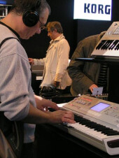 Salon de la musique 2008 ( test du KORG M3)