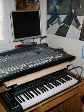 Table Phonic Sonic Station 22 &amp; clavier M-AUDI