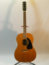 Gibson B-15 de 1968