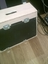 Pedal Box (DIY pedalboard)