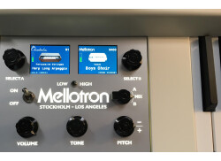 Mellotron M4000D 2