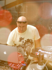 DJ Padawan