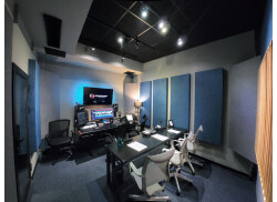 Studio de voix off, designé et construit à Shanghai en 2021